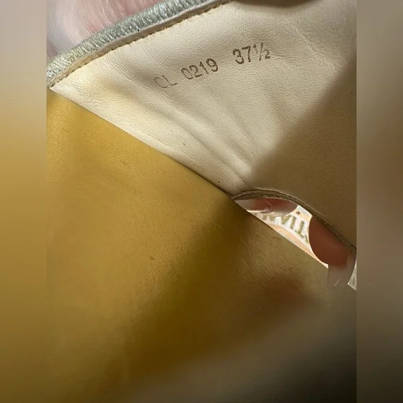 ❤️Authentic Christian Dior 52K Platinum DWAY Embroidered Slide Sandals 37.5 ❤️ - Picture 6 of 11